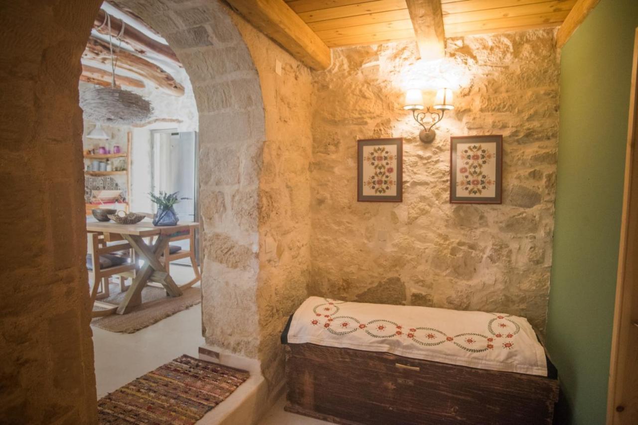 Old Stone Villa In Apokoronas Villa Nostalgia Kreta Filippos ภายนอก รูปภาพ