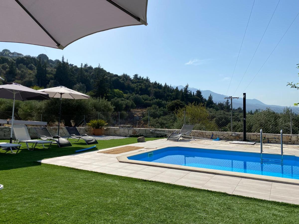 Old Stone Villa In Apokoronas Villa Nostalgia Kreta Filippos ภายนอก รูปภาพ